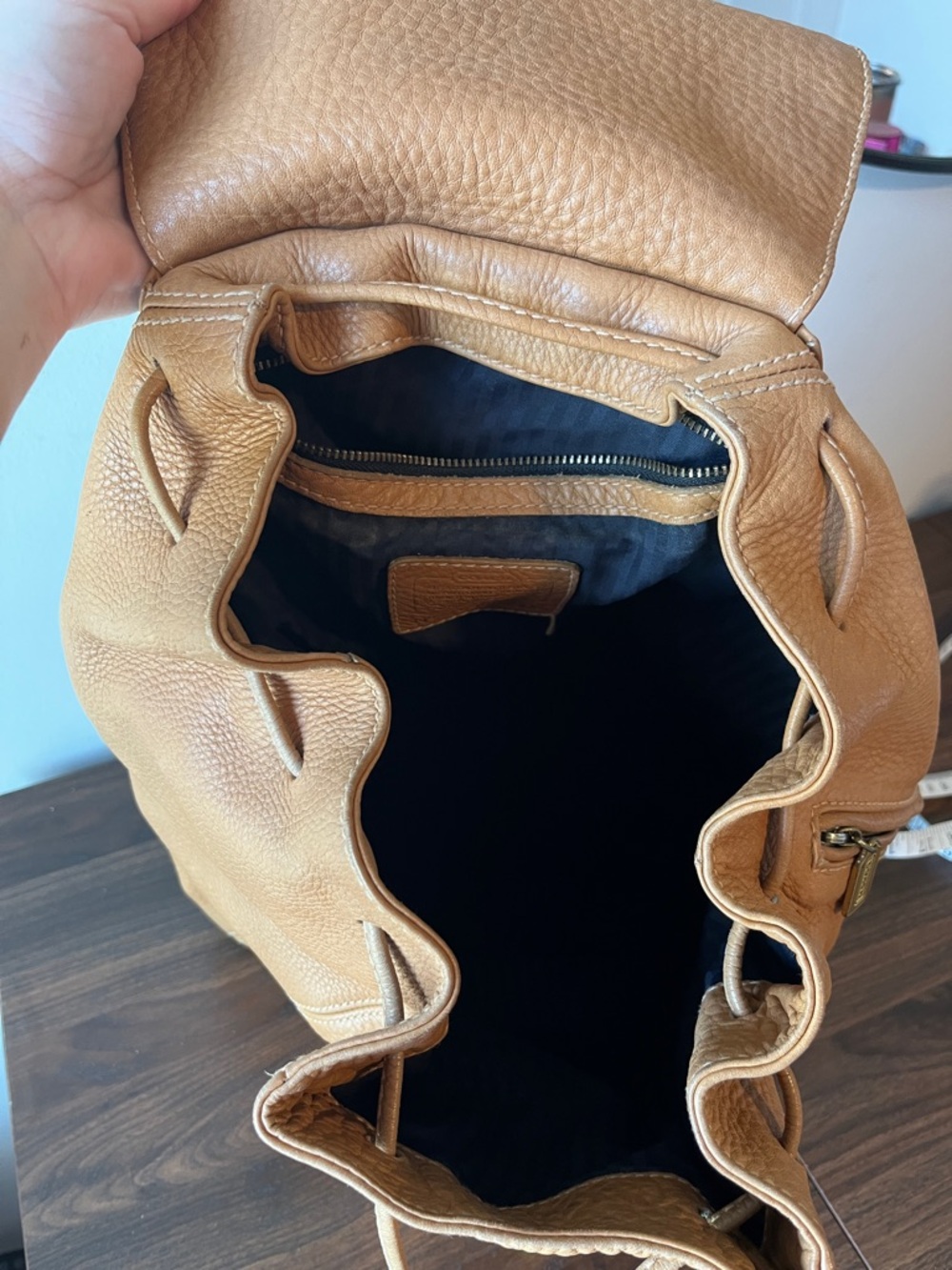 Vintage Coach Tan Large Leather Drawstring Backpack - Picture 9 of 9